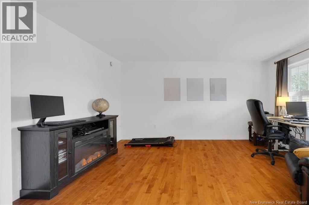 27 Cove Crescent Property Photo 6