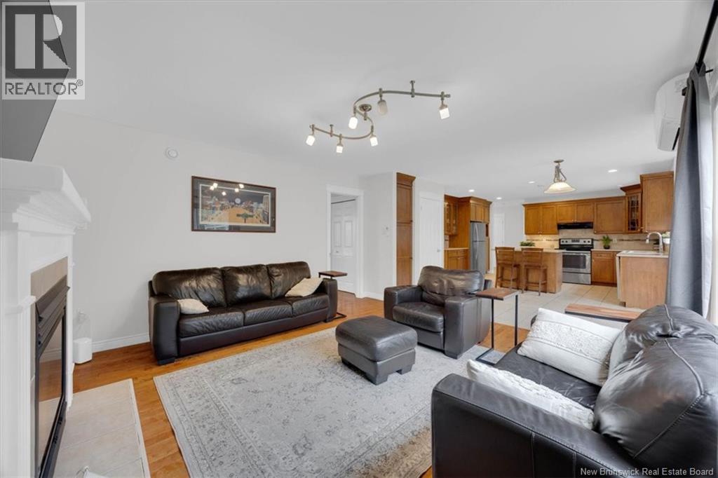 27 Cove Crescent Property Photo 8