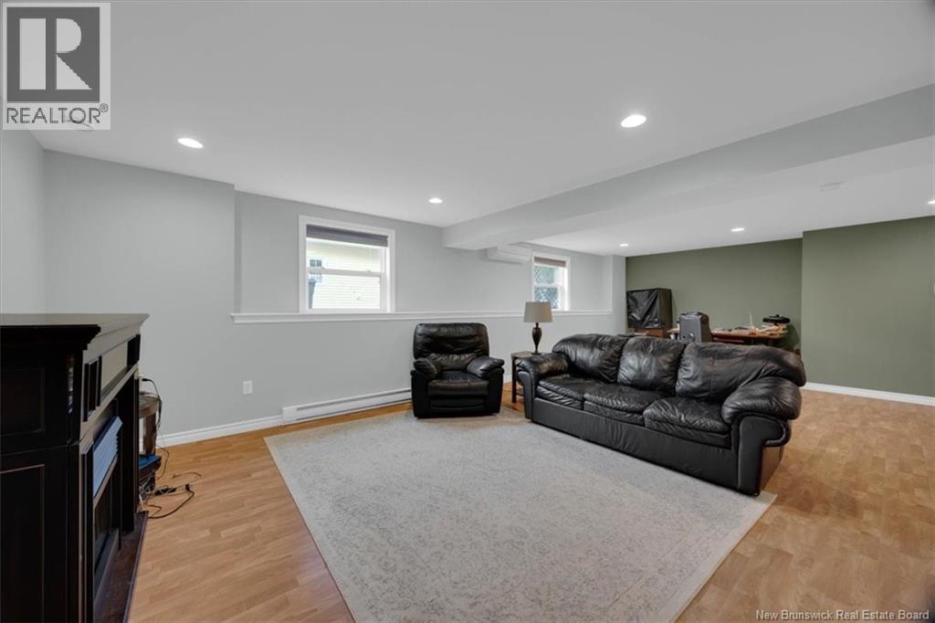 27 Cove Crescent Property Photo 24