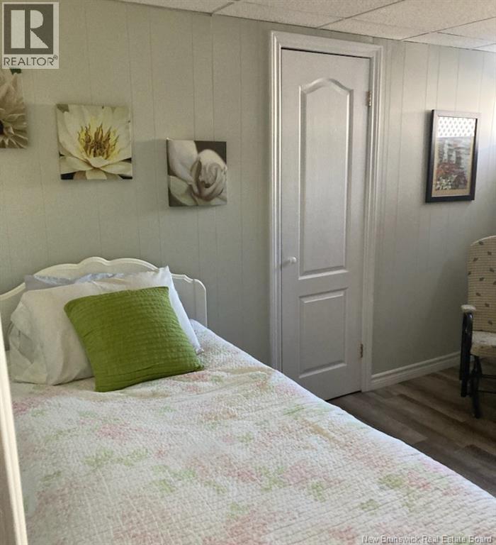 585 Rue Basque Property Photo 16