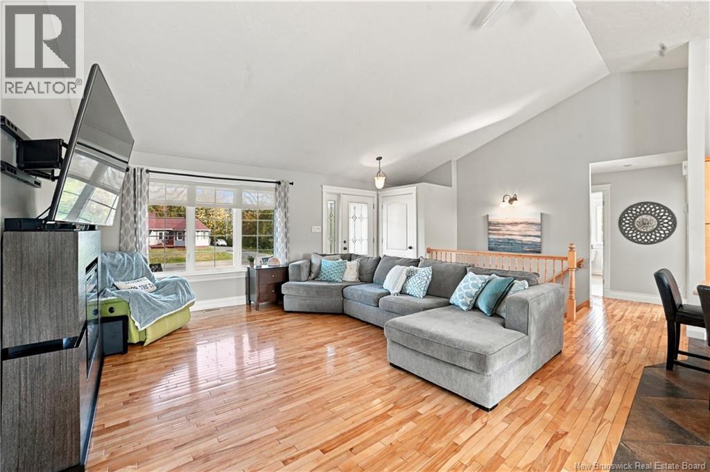 72 Leger Street Property Photo 6