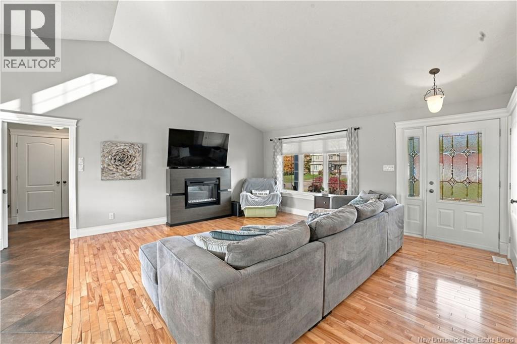 72 Leger Street Property Photo 7