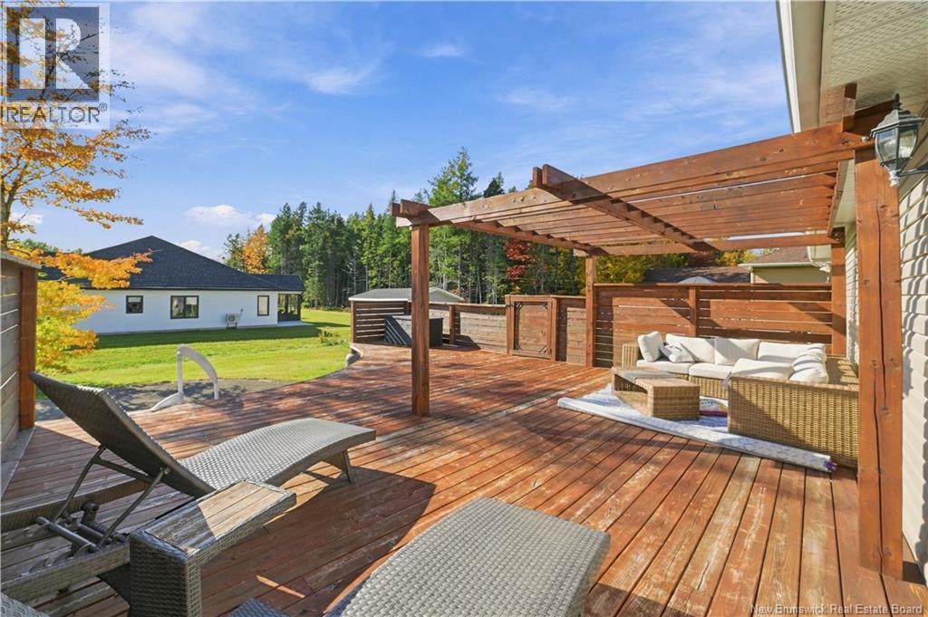 72 Leger Street Property Photo 42
