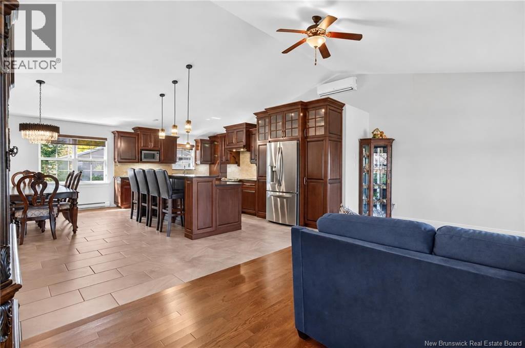 33 Chad Crescent Property Photo 20