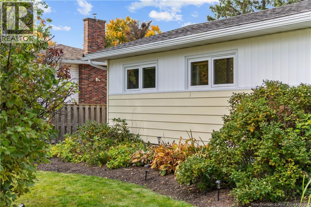 35 Lindsay Street Property Photo 3