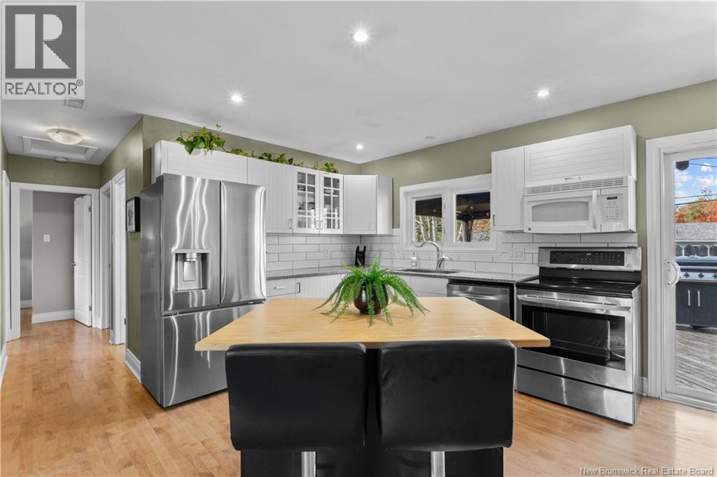 35 Lindsay Street Property Photo 14