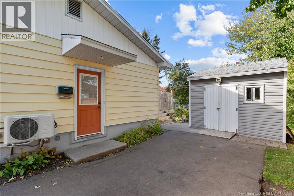 35 Lindsay Street Property Photo 29
