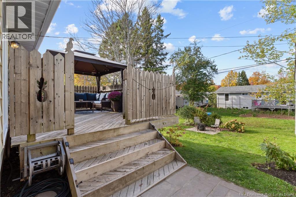 35 Lindsay Street Property Photo 30