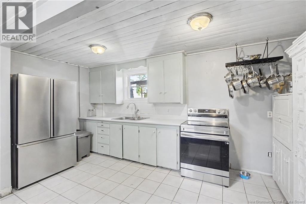 272 Hughes Street Property Photo 20