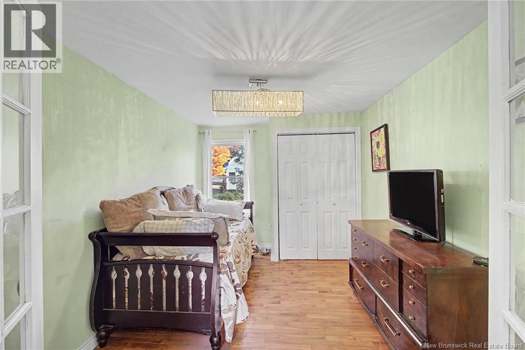 272 Hughes Street Property Photo 25