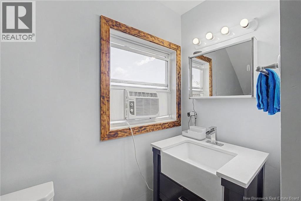 272 Hughes Street Property Photo 34