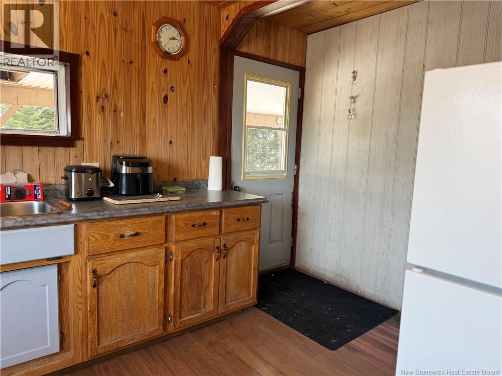 2109 West River Road Property Photo 6