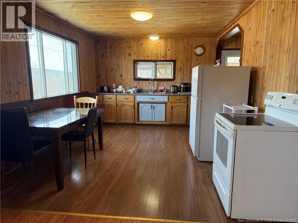2109 West River Road Property Photo 10