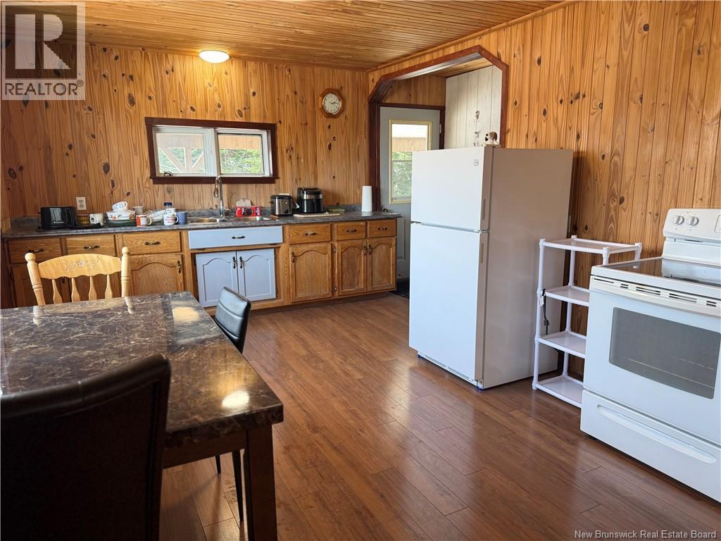 2109 West River Road Property Photo 11