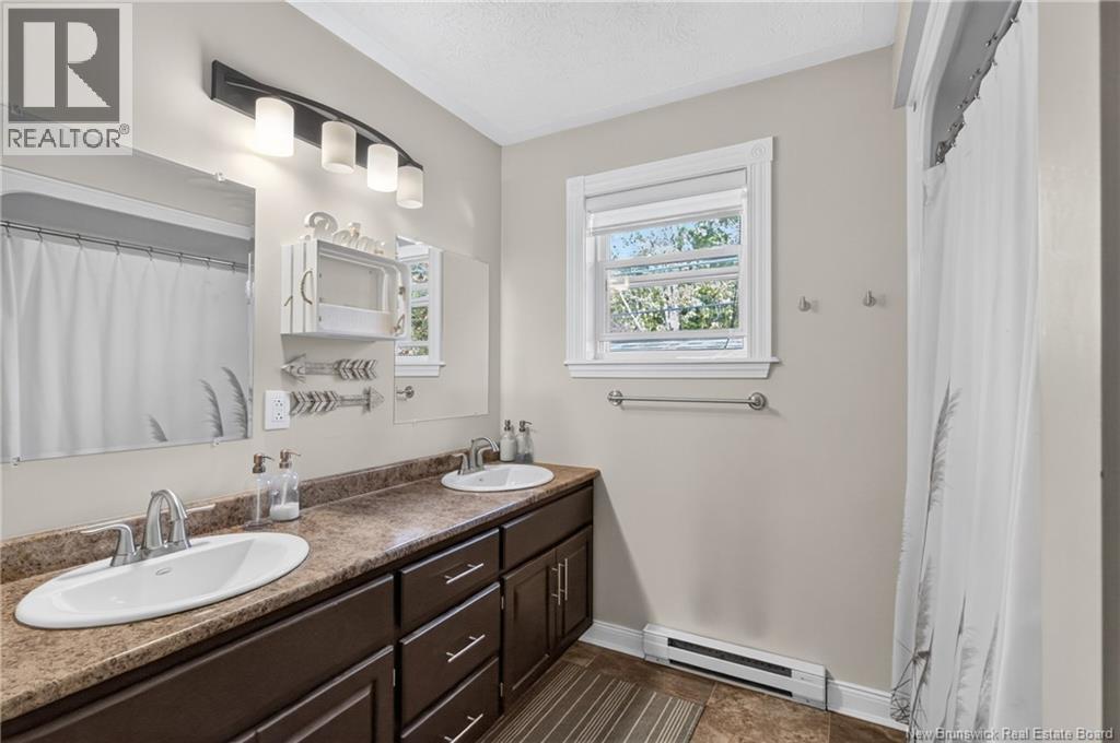 4 Lansdown Avenue Property Photo 14