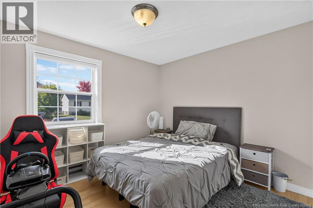 4 Lansdown Avenue Property Photo 21
