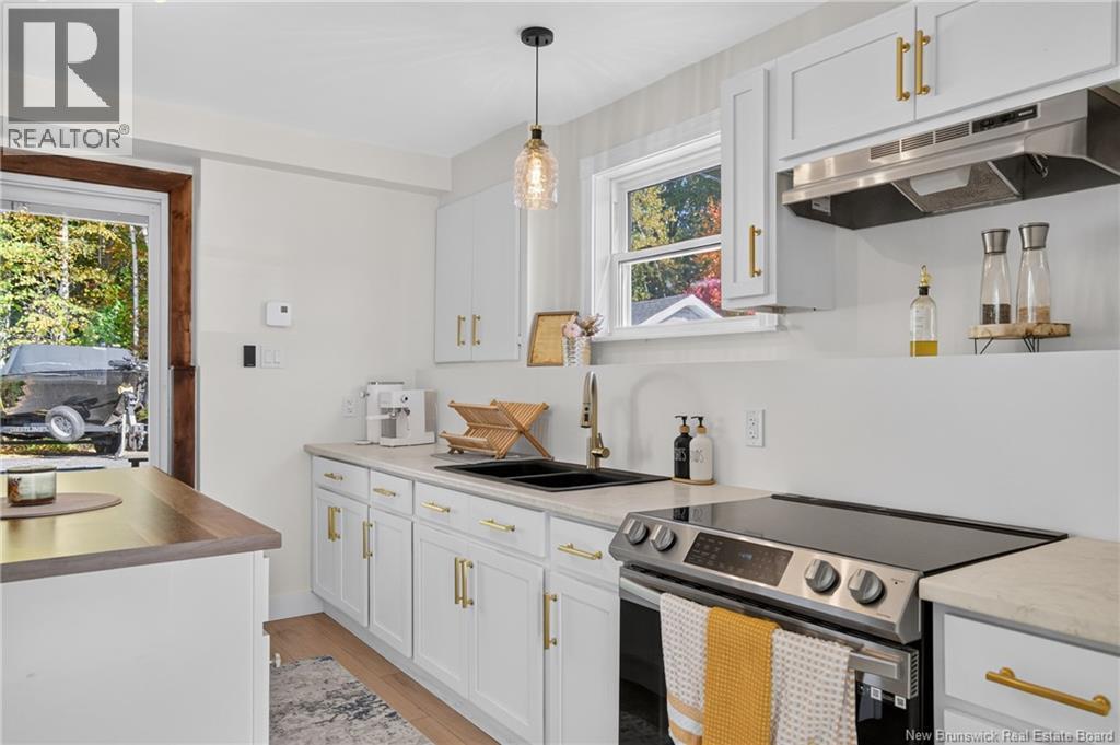 4 Lansdown Avenue Property Photo 29