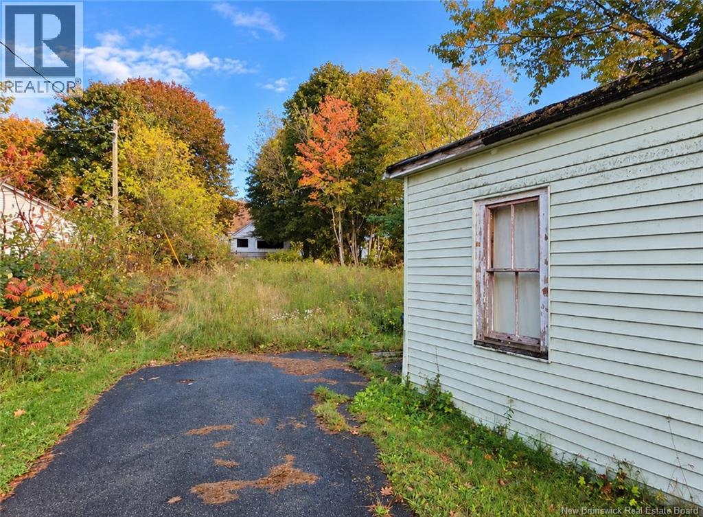 47 Highland Avenue Property Photo 6