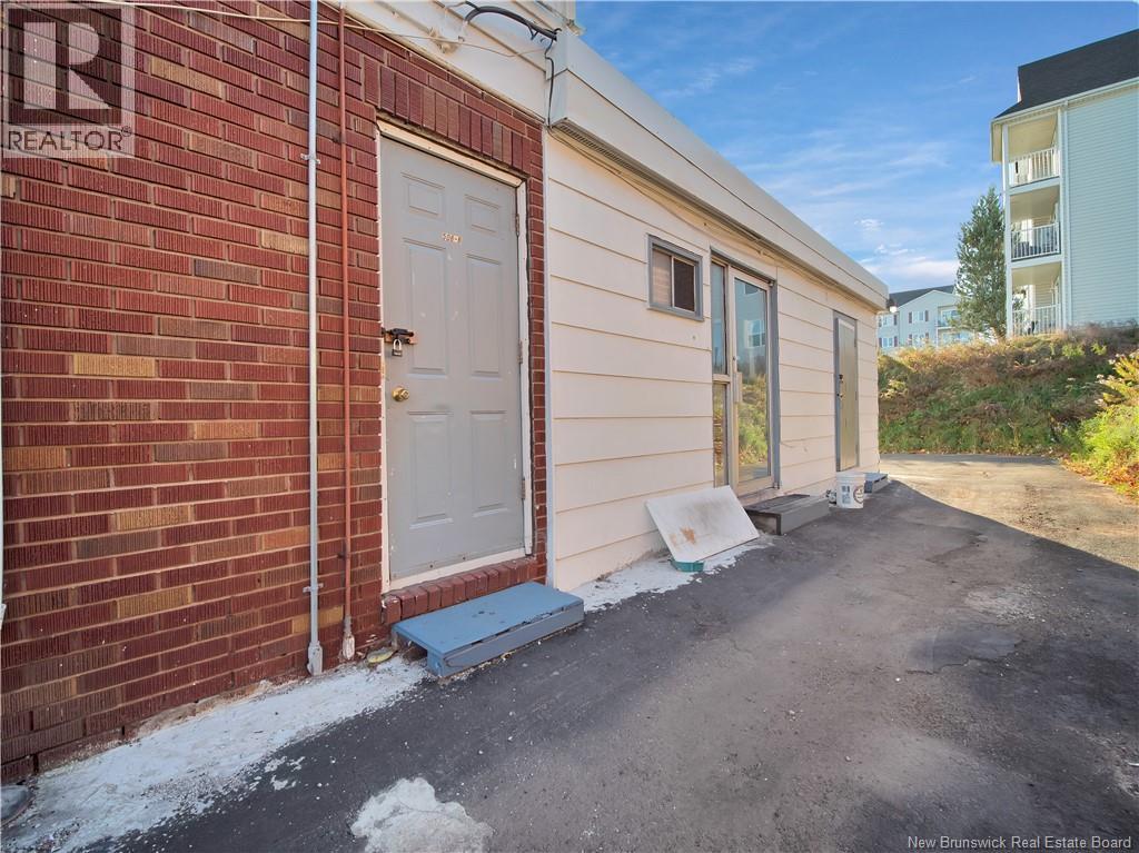 508 Coverdale Property Photo 36