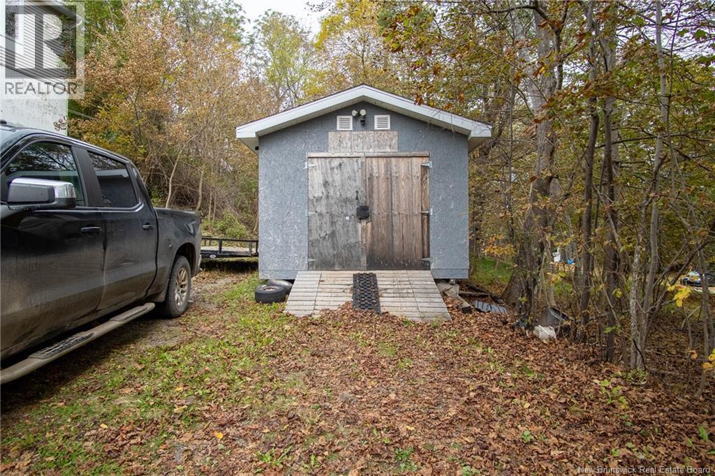 1 Points Road Property Photo 28
