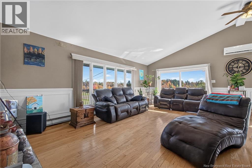 800 Haut-saint-antoine Road Property Photo 6