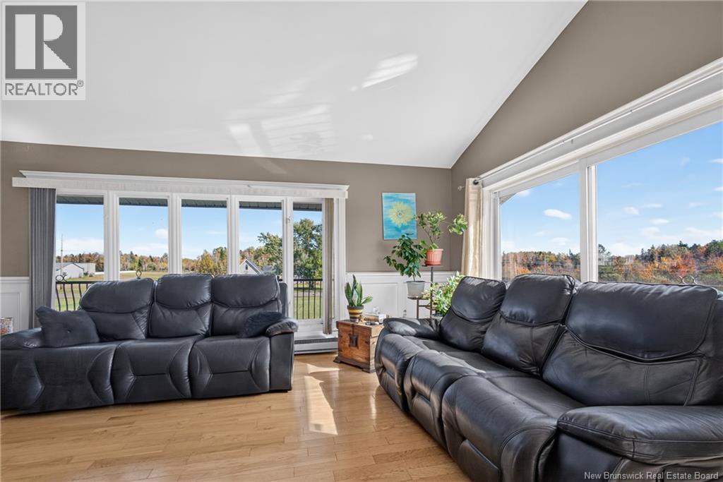 800 Haut-saint-antoine Road Property Photo 10