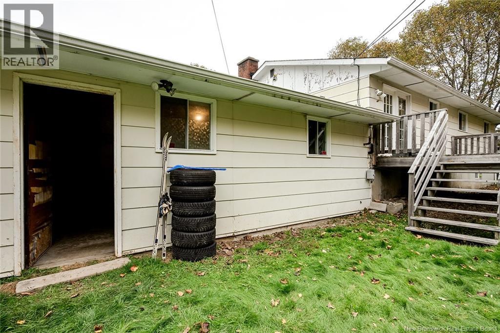 118 Myles Avenue Property Photo 9