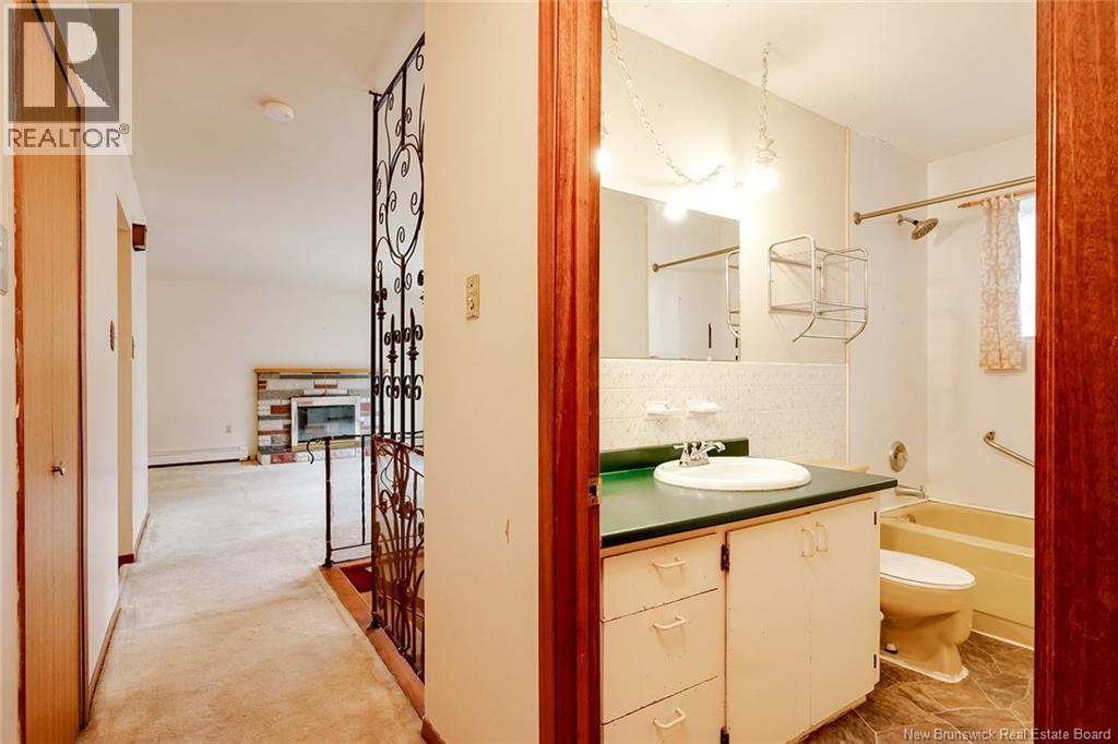 118 Myles Avenue Property Photo 24