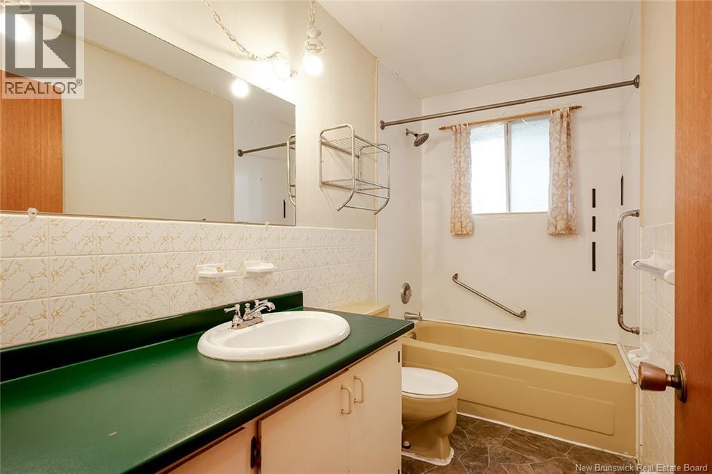 118 Myles Avenue Property Photo 25