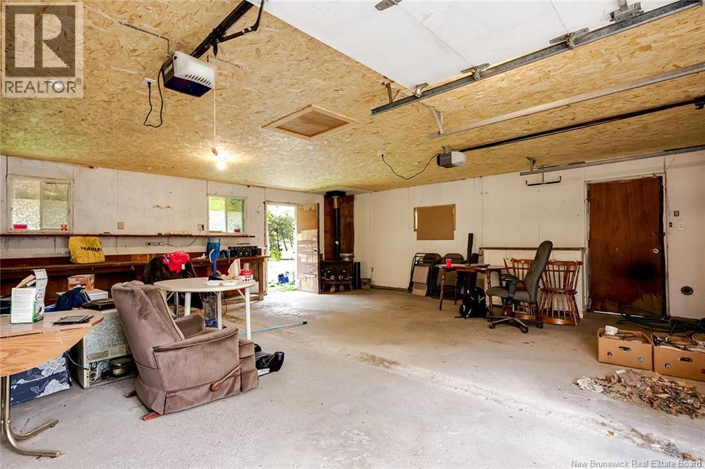 118 Myles Avenue Property Photo 48