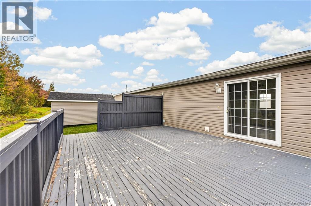231 Bonaventure Street Property Photo 35