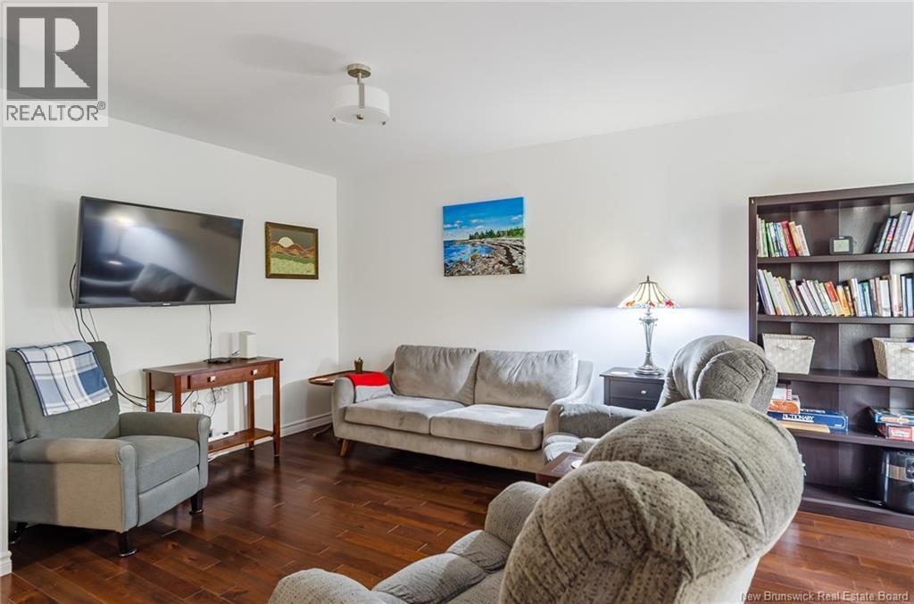 28 Noel Avenue Property Photo 19