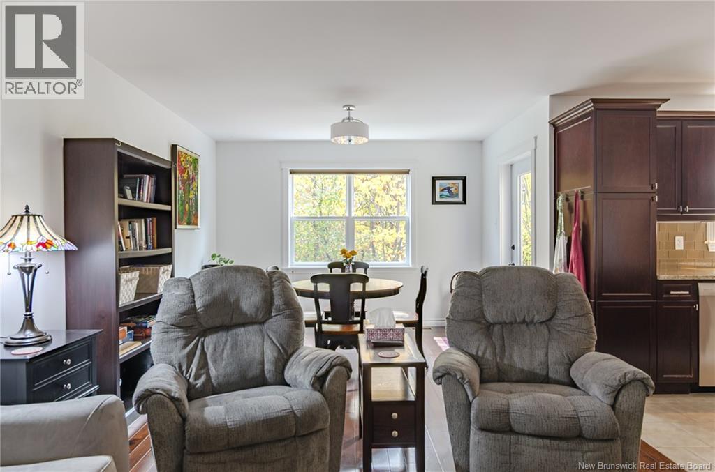 28 Noel Avenue Property Photo 21