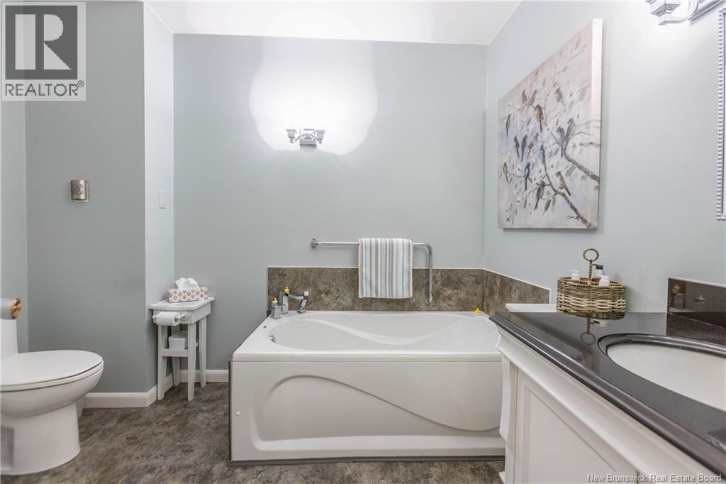 23 Bickerton Avenue Property Photo 17