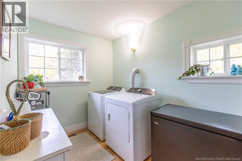 23 Bickerton Avenue Property Photo 19