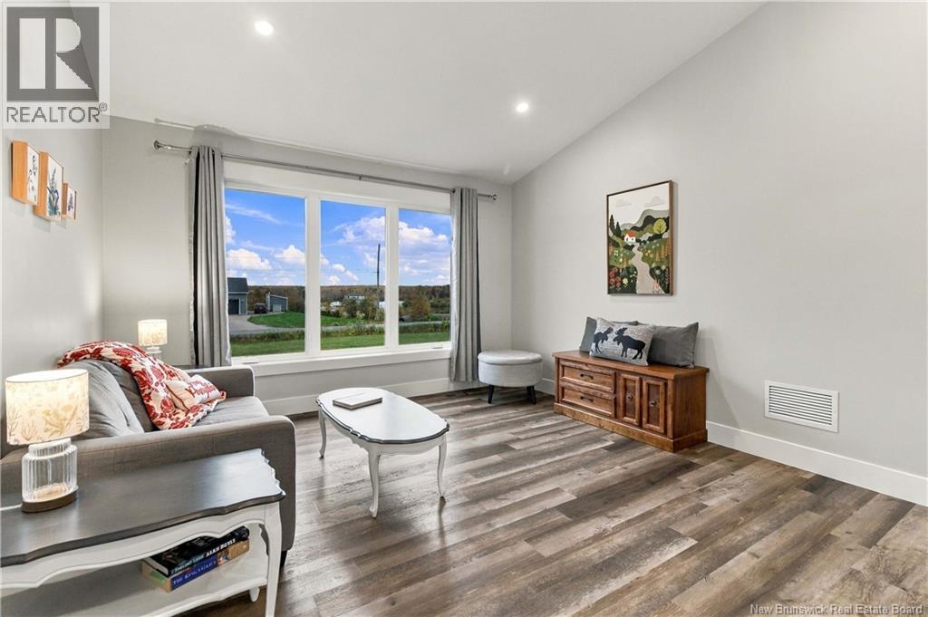 49 Joviale Drive Property Photo 8