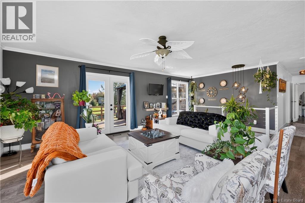 15 Ida Road Property Photo 10