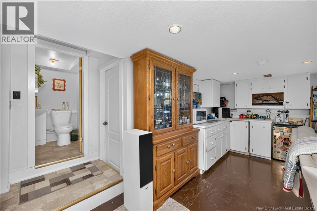 15 Ida Road Property Photo 27