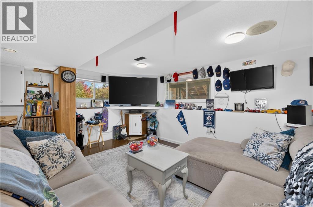15 Ida Road Property Photo 28