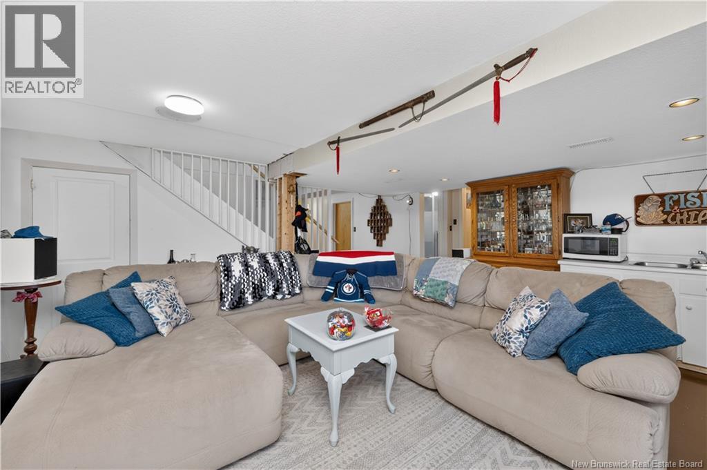 15 Ida Road Property Photo 29