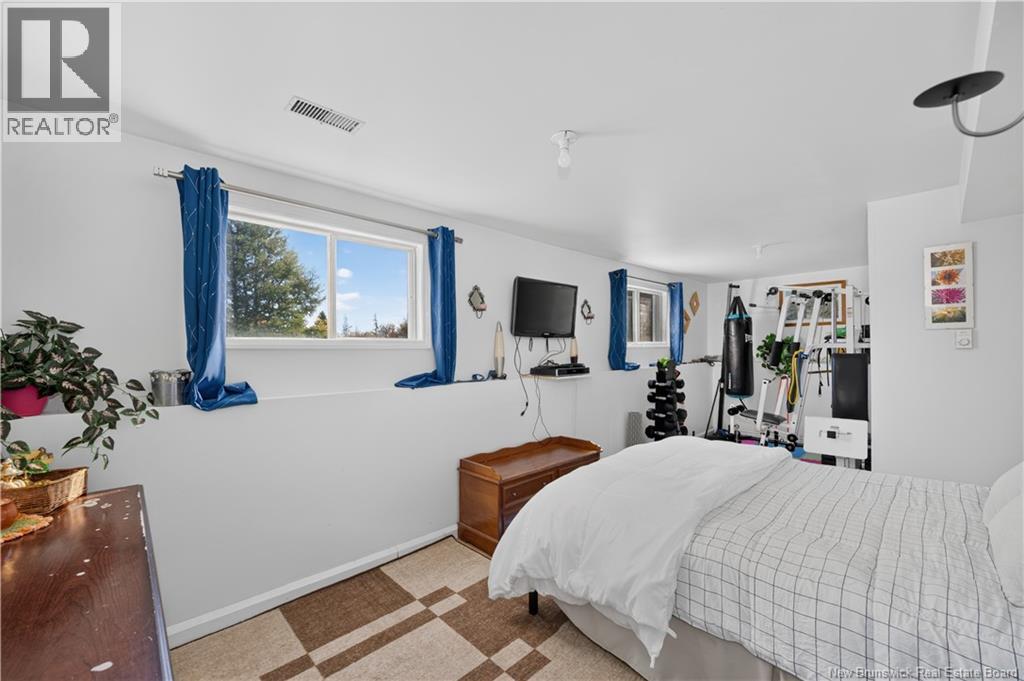 15 Ida Road Property Photo 34