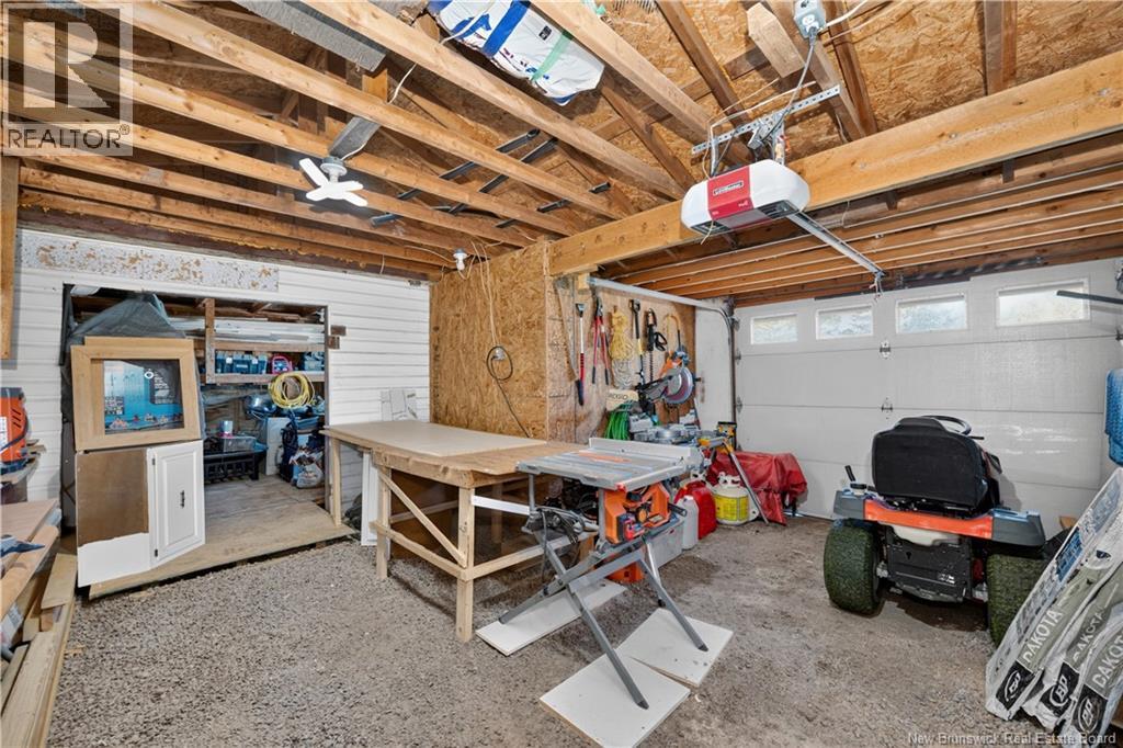 15 Ida Road Property Photo 42