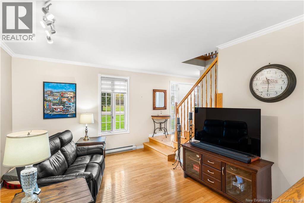 90 Rue Acadie Property Photo 12
