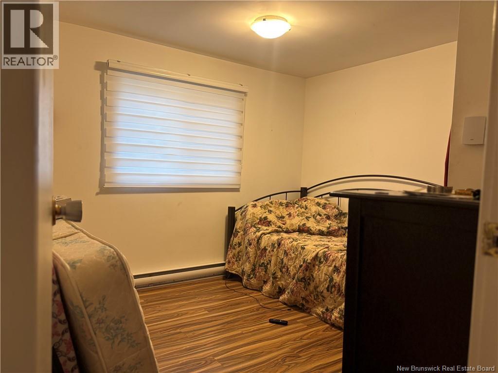 610 College Street Property Photo 7