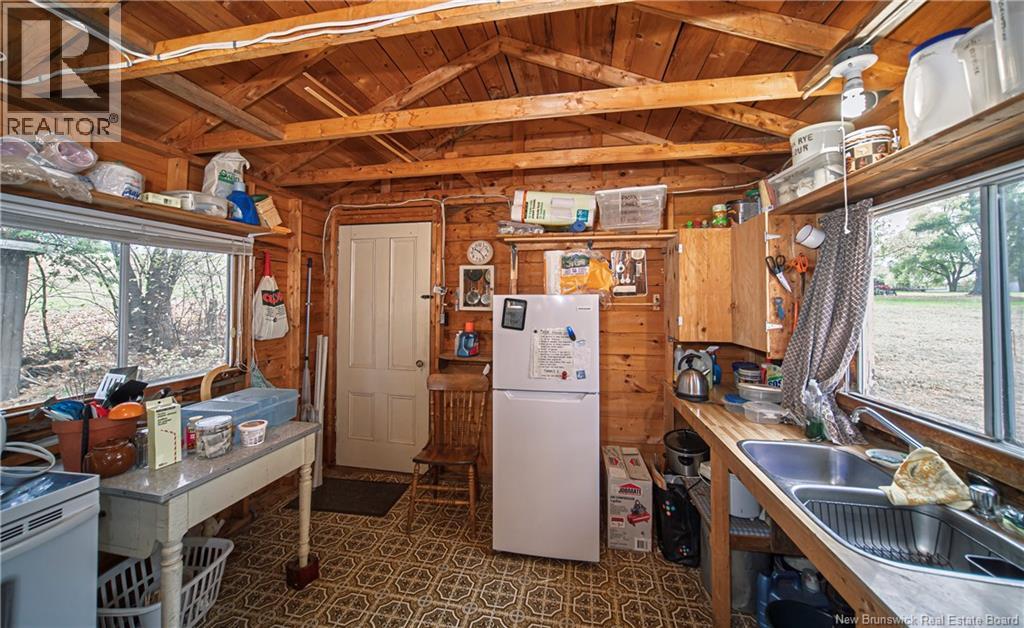 297c Main Street Property Photo 7