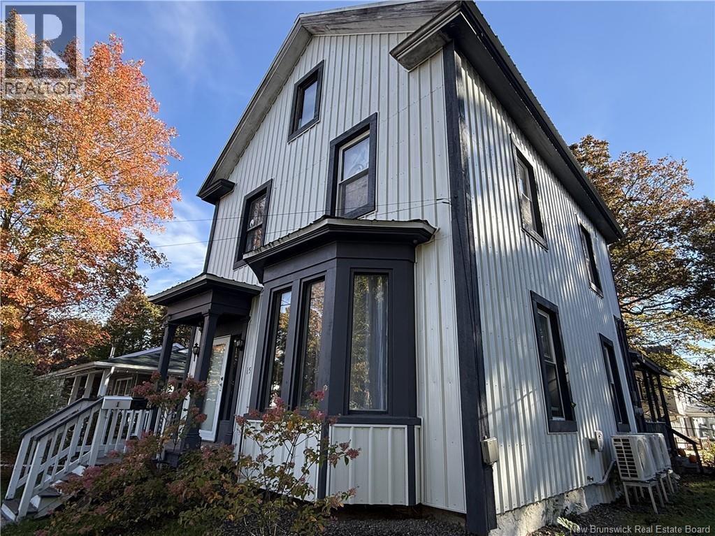 15 Veazey Street Property Photo 15