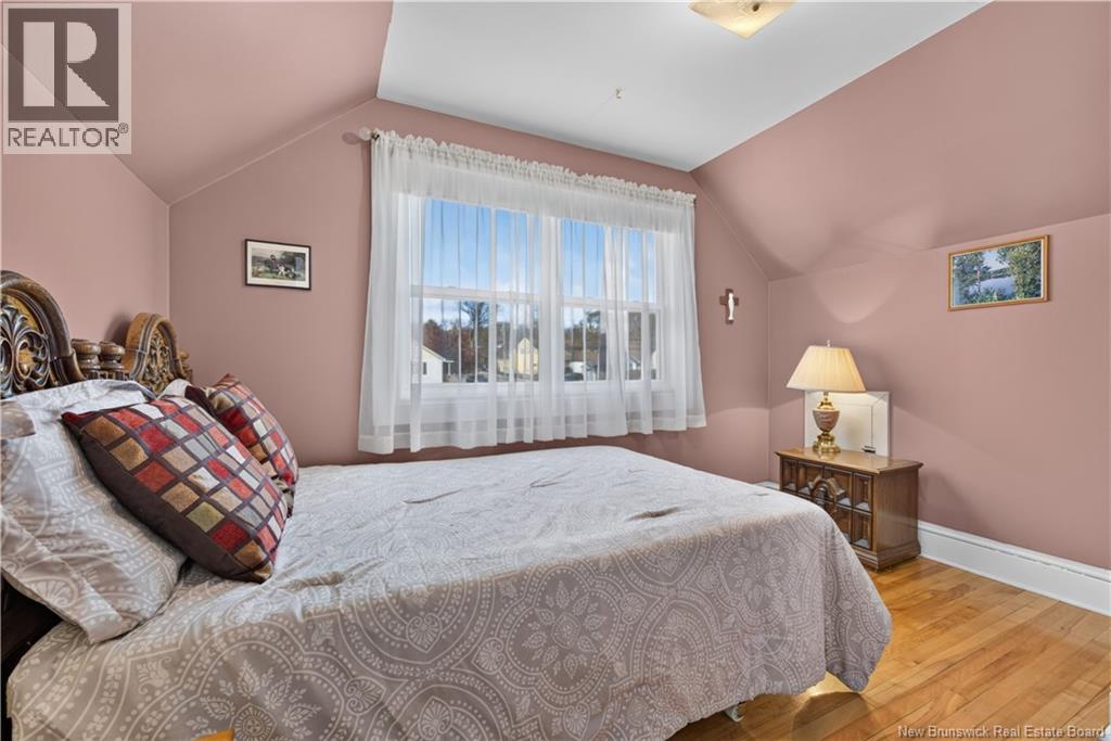 355 Jane Street Property Photo 29