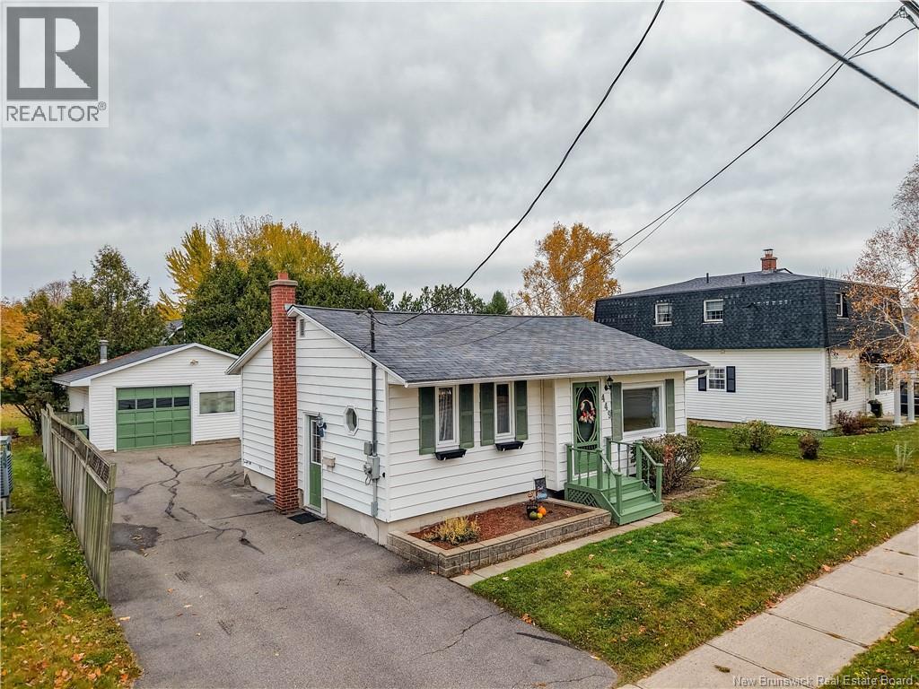 449 Canada Street Property Photo 1