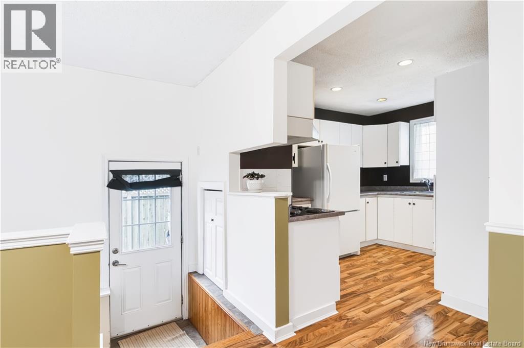 449 Canada Street Property Photo 16