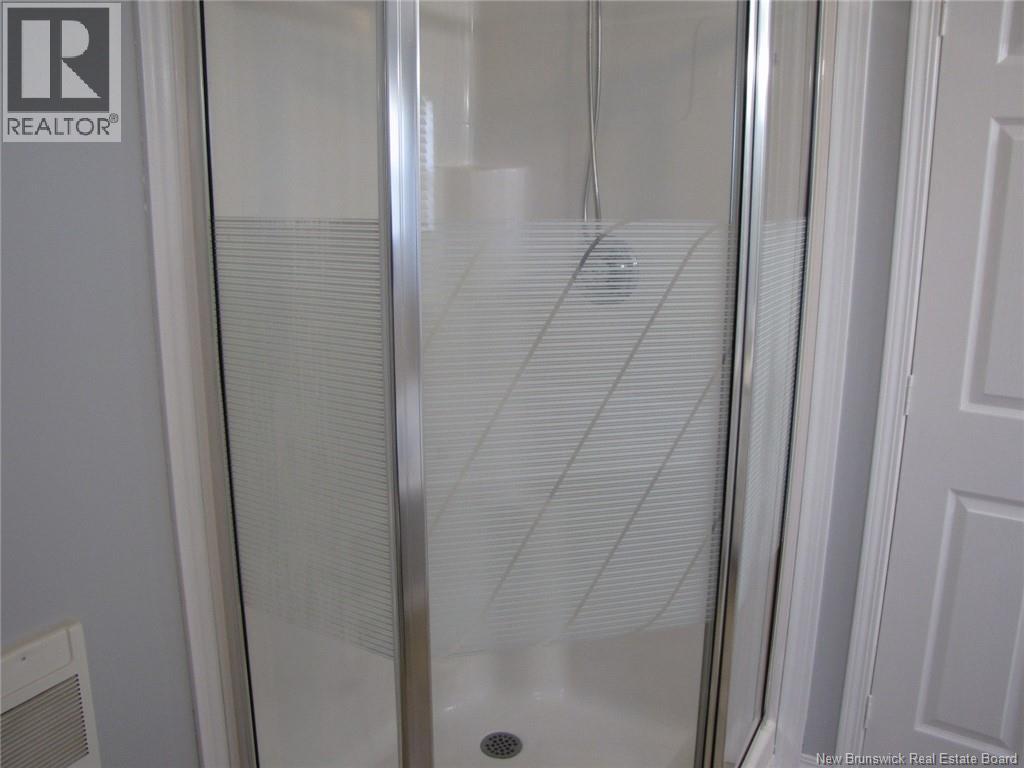 10 Avery Street Property Photo 23